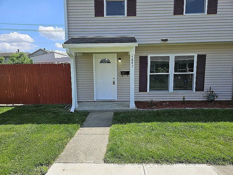 4841 Oakwood Trl
