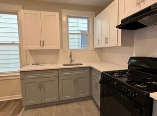 2 Robert Pl APT 1, Irvington, NJ 07111