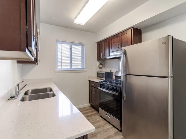 Hunters Point, 4200 Reid St #936832c99, Chesapeake, VA 23324