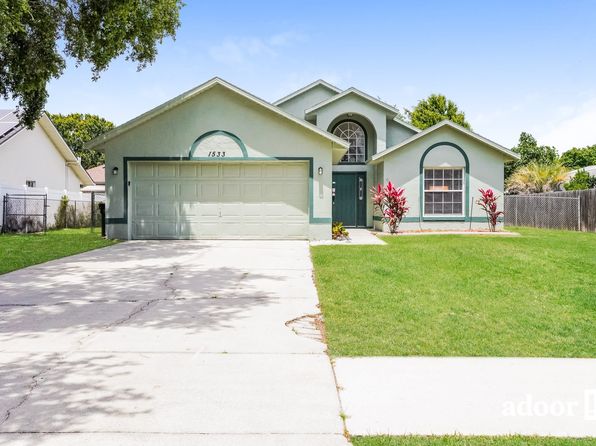 1533 Cypress Woods Cir