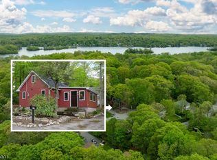 232 Pohatcong Rd, Highland Lakes, NJ 07422