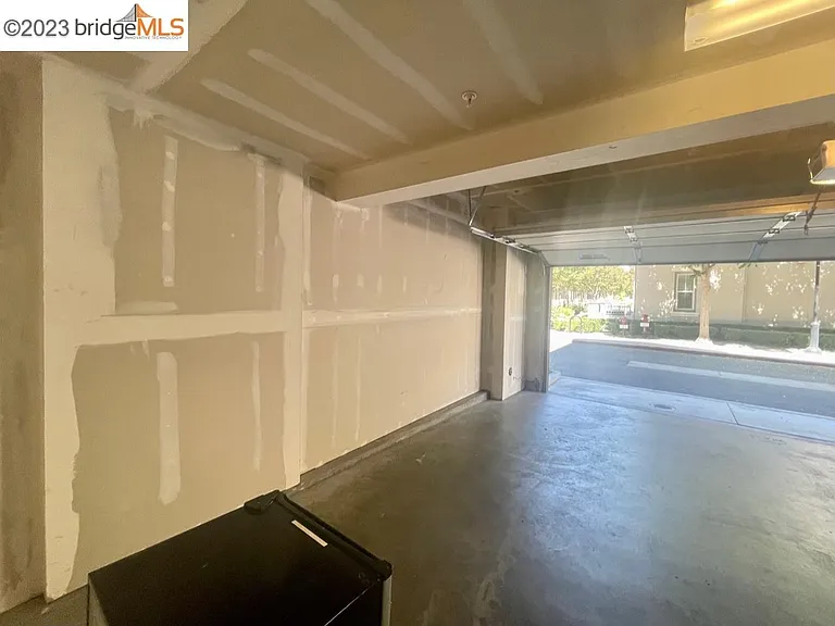 1026 Martin Luther King Dr — Photo 41