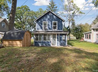 2210 Lakeview Dr, Brooklyn, MI