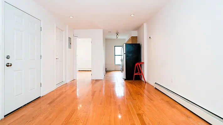 Rented by Nooklyn NYC LLC | media 2