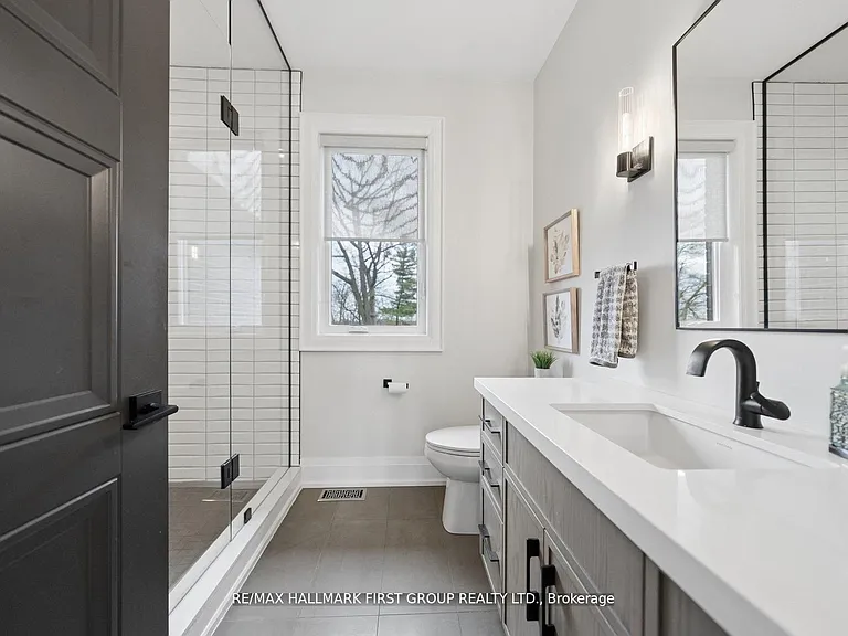 506 Rougemount Dr — Photo 33