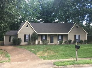 7019 Shadow Oaks Dr, Memphis, TN 38125