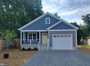 130 3rd St, Colonial Beach, VA 22443