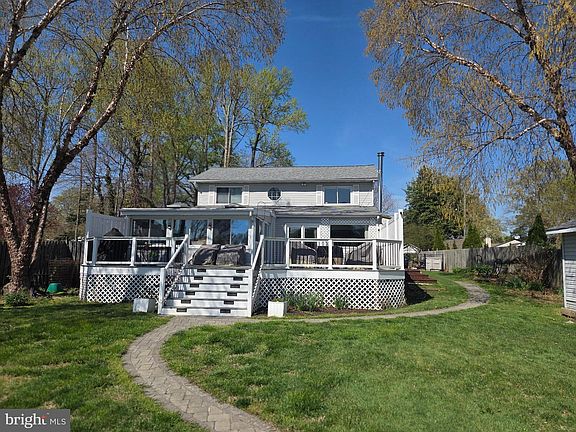 3rd image of 3893 Cotter Dr