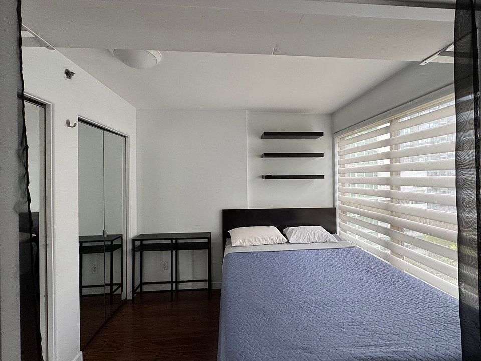 1st image of 819 Hamilton St #33