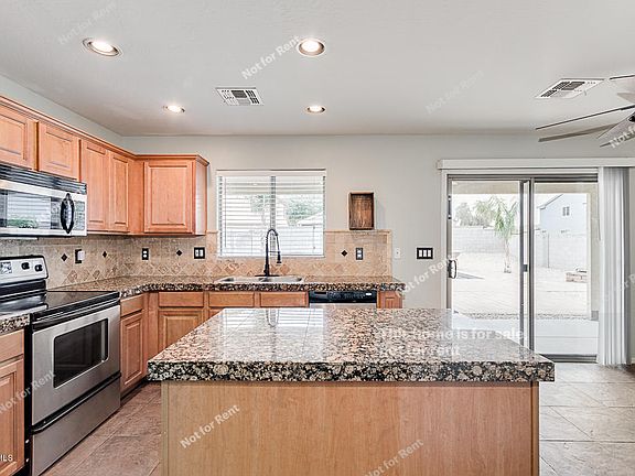 2nd image of 1841 W Desert Hills Dr