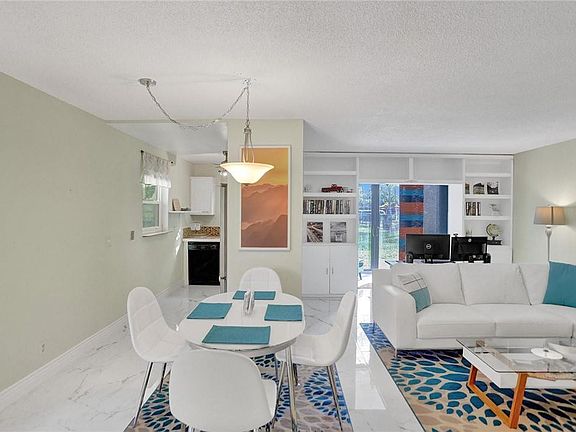 2nd image of 2350 NE 14th Street Causeway #111