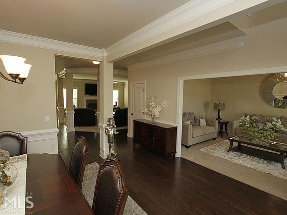 4th image of 3208 Arbor Oaks Way
