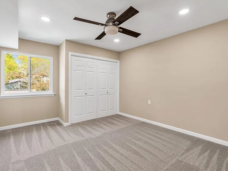 15B Andover Ct — Photo 23