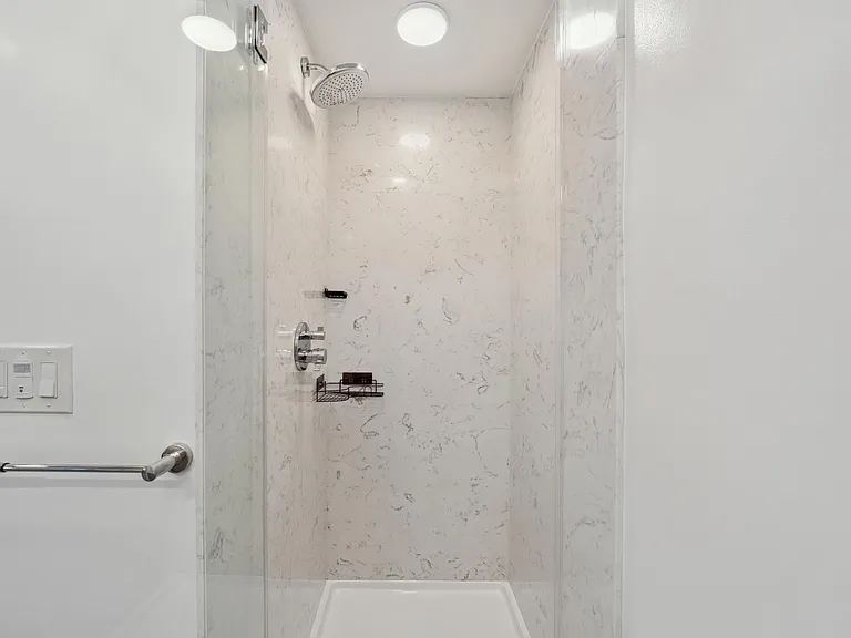 1012 Chester St #4 — Photo 12