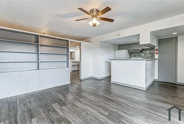7527 Gulf Fwy #22