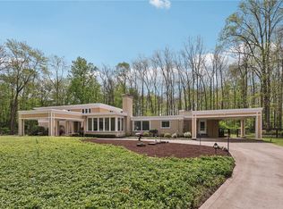 32750 Cedar Rd, Pepper Pike, OH 44124