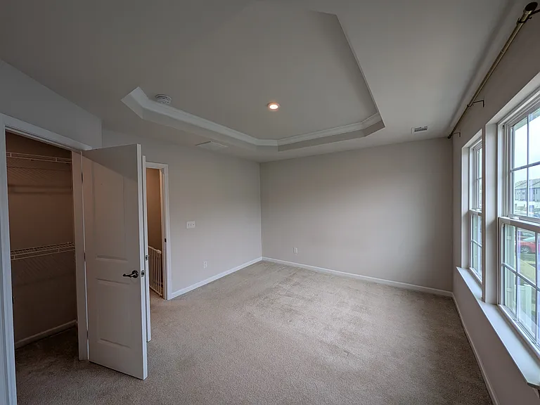 420 Park Ave #41 — Photo 8