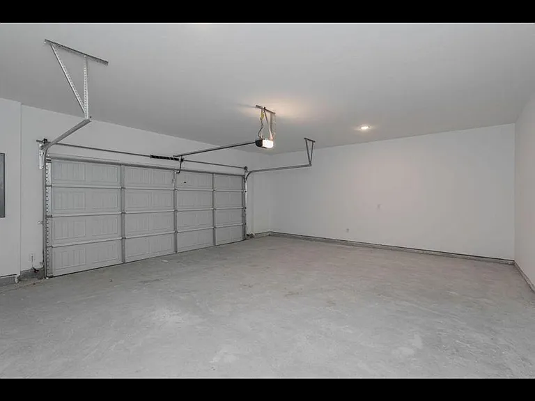 12765 Teton St — Photo 3