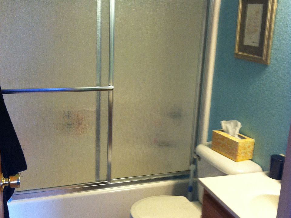 1st image of 906 Boswell Dr