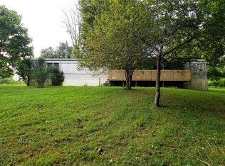 585 Big Springs Rd, Oneida, TN 37841