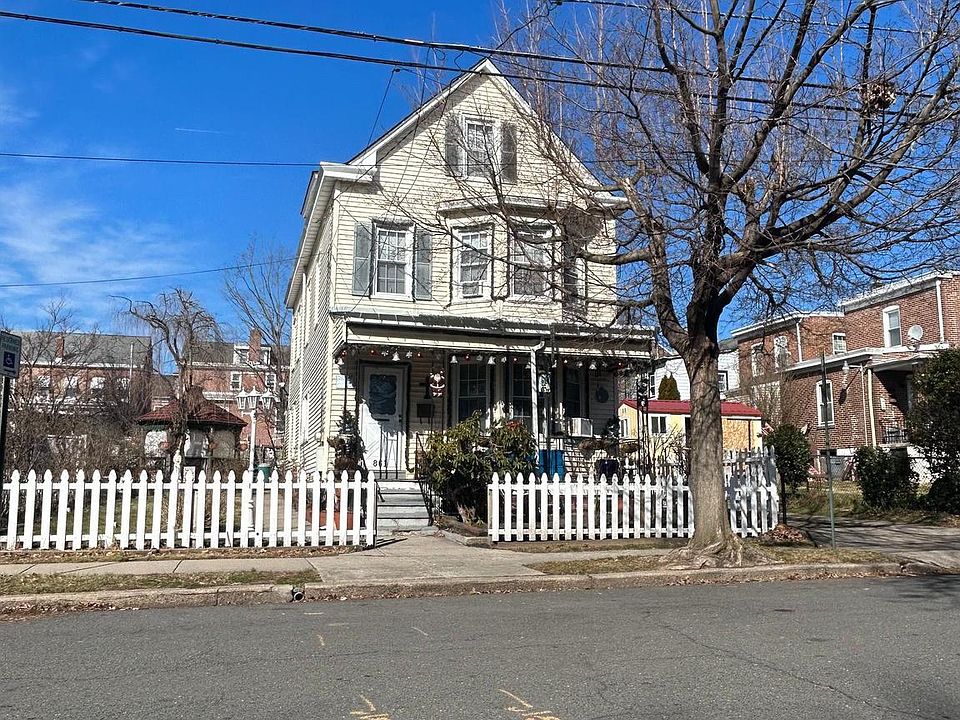 2nd image of 861 Ohio Ave