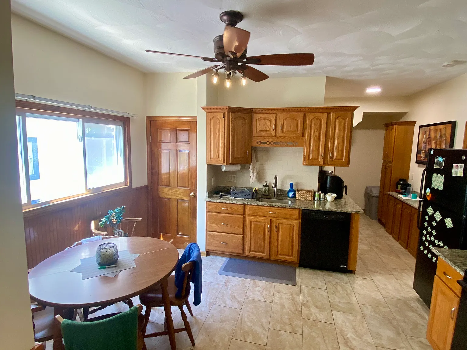 3 bed, 1200 sqft, $3,500 — Photo 2