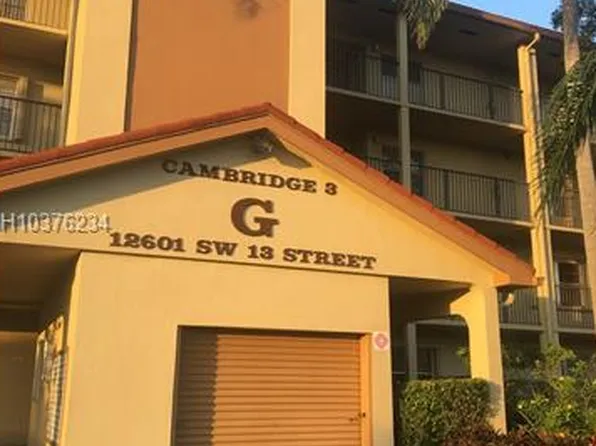 12601 SW 13th St APT 412G, Pembroke Pines, FL 33027