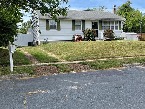 5th image of 804 Geis Cir