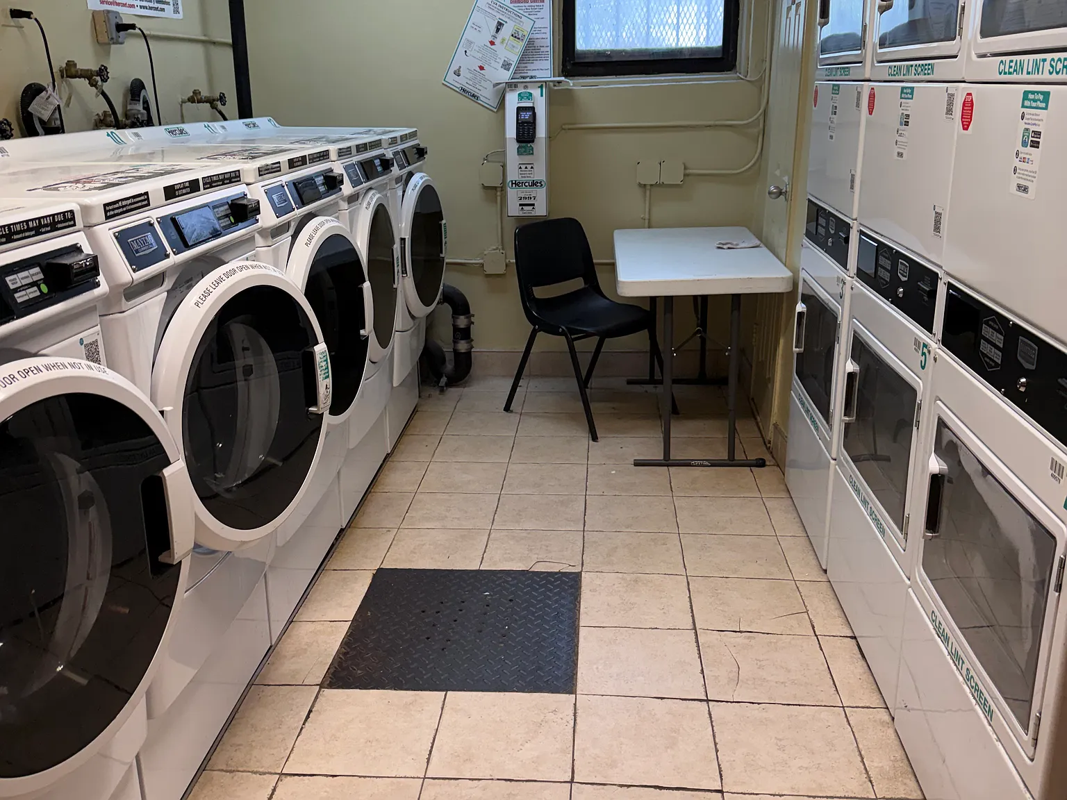 2365 East 13th Street — Photo 3