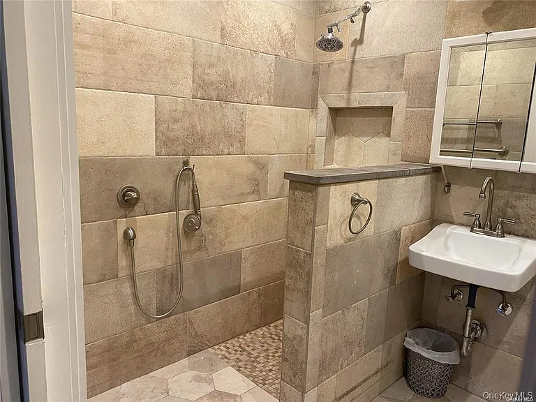 389 Clubhouse Ct #457 — Photo 9