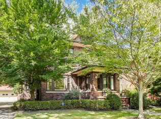 1028 N Sheridan Rd, Waukegan, IL 60085