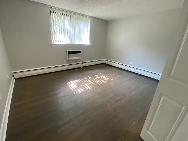 517 Washington St #3 — Photo 7