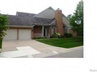 161 Charleston Dr #1, Troy, MI 48098