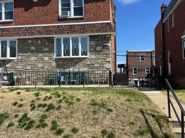 1831 Danforth St, Philadelphia, PA 19152
