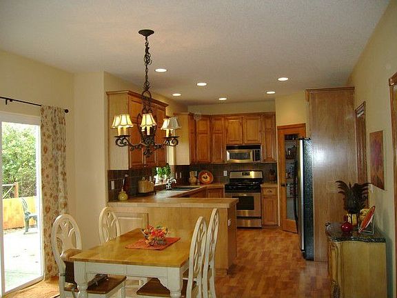 Open kitchen, storage glore and pantry