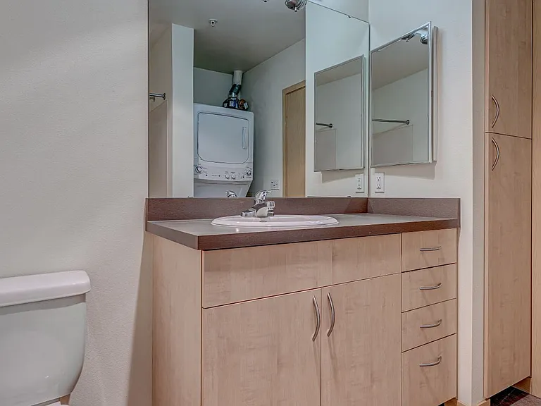 Prescott Wallingford Apartments — Photo 28