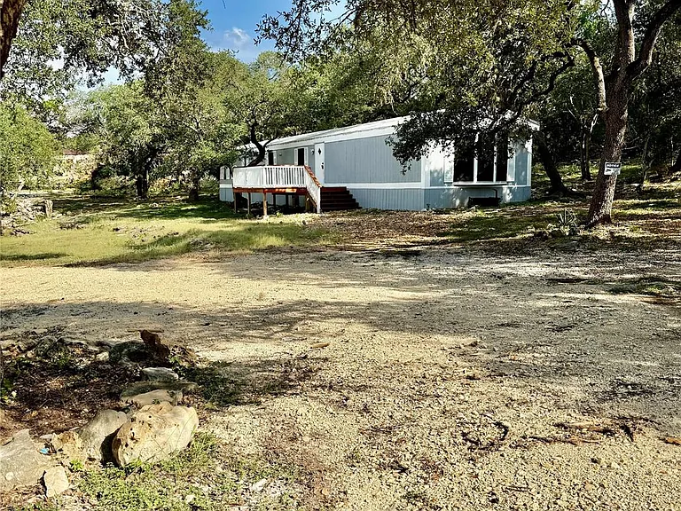 750 Oak Mdws — Photo 21