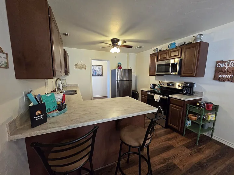 1006 E Highway St — Photo 13