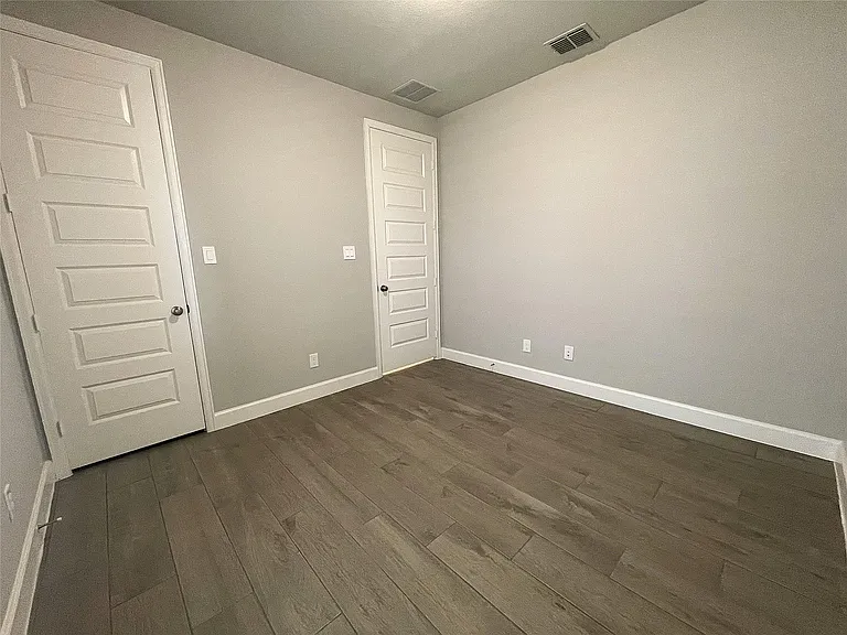 8922 Flounder Ridge Dr — Photo 33