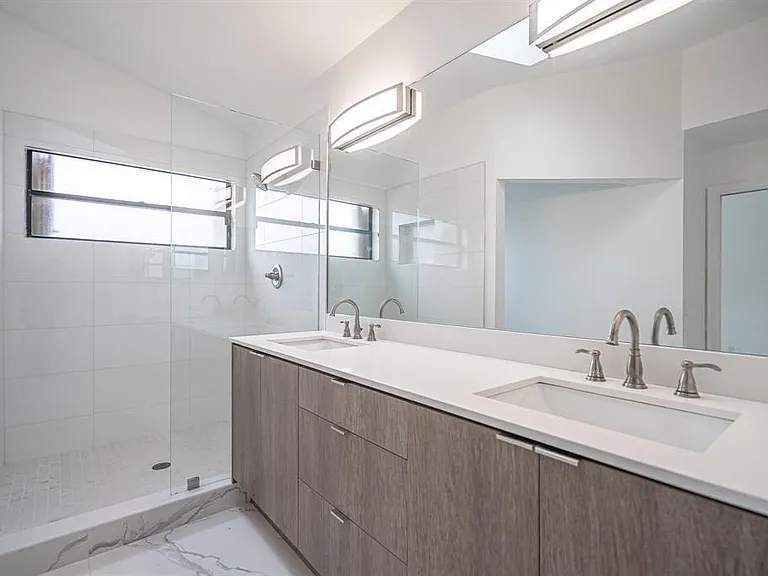 5536 Eton Ct — Photo 13