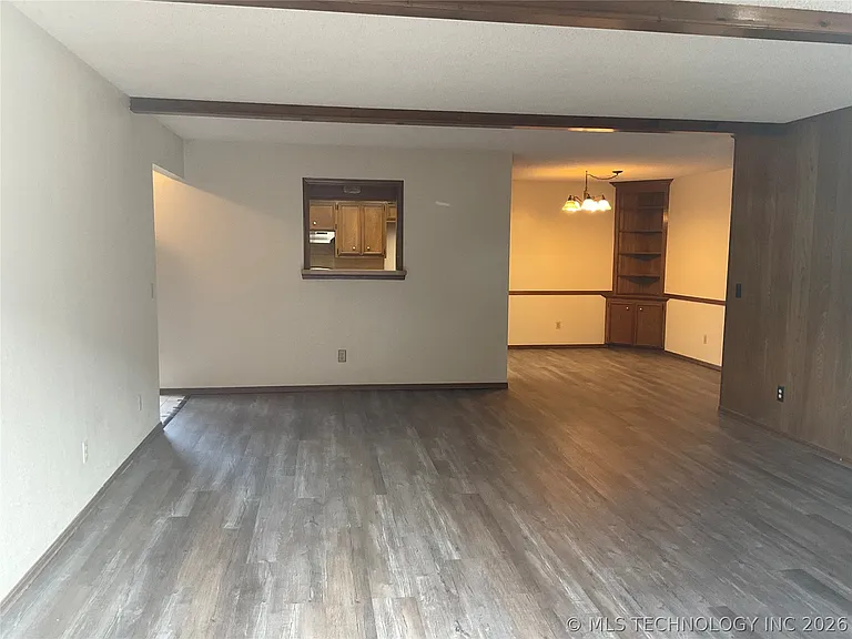 6723 S 78th East Ave — Photo 2