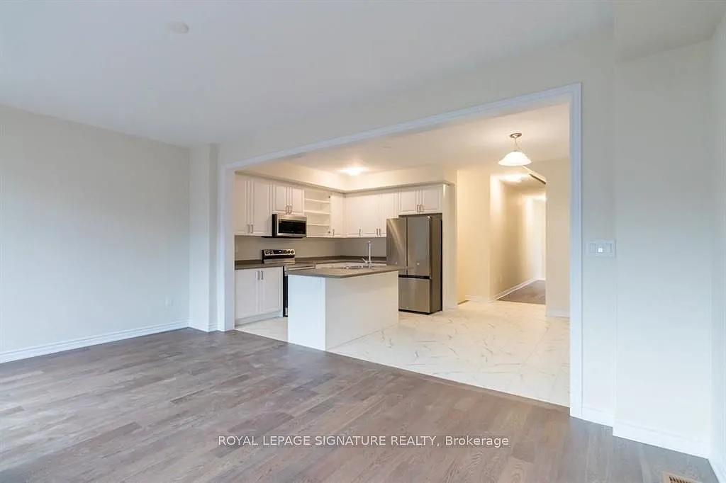 4 bed, $2,700 — Photo 3