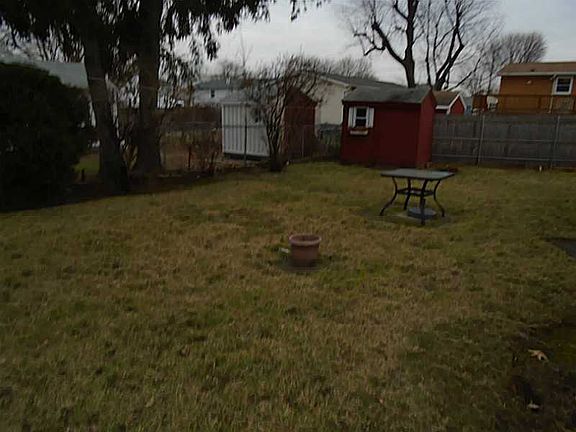 5th image of 64 Atwood Ave