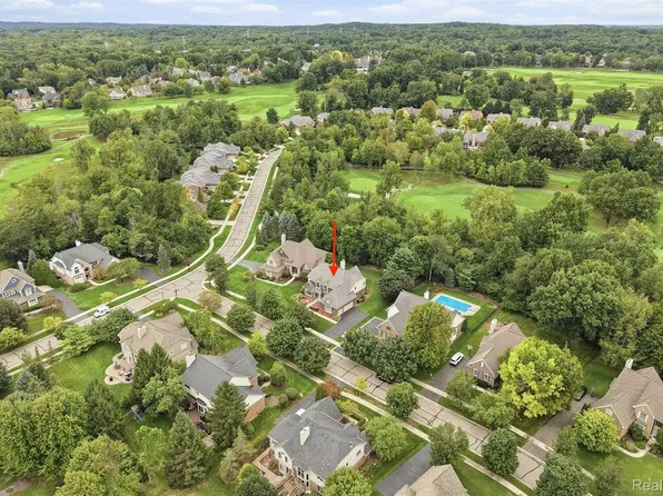 4840 Eagle Springs Ct, Clarkston, MI 48348
