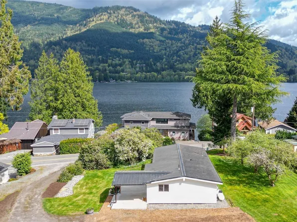 477 W Lake Samish Drive, Bellingham, WA 98229