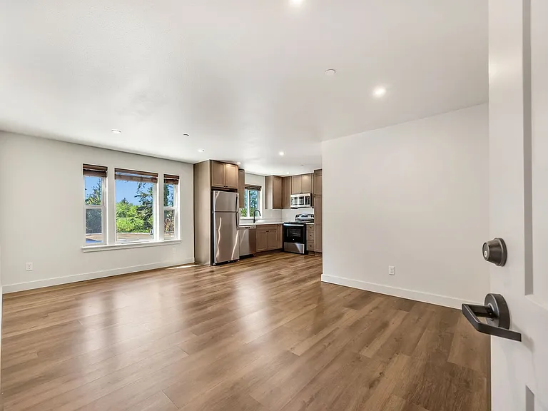Jetty Stone Apartments — Photo 7