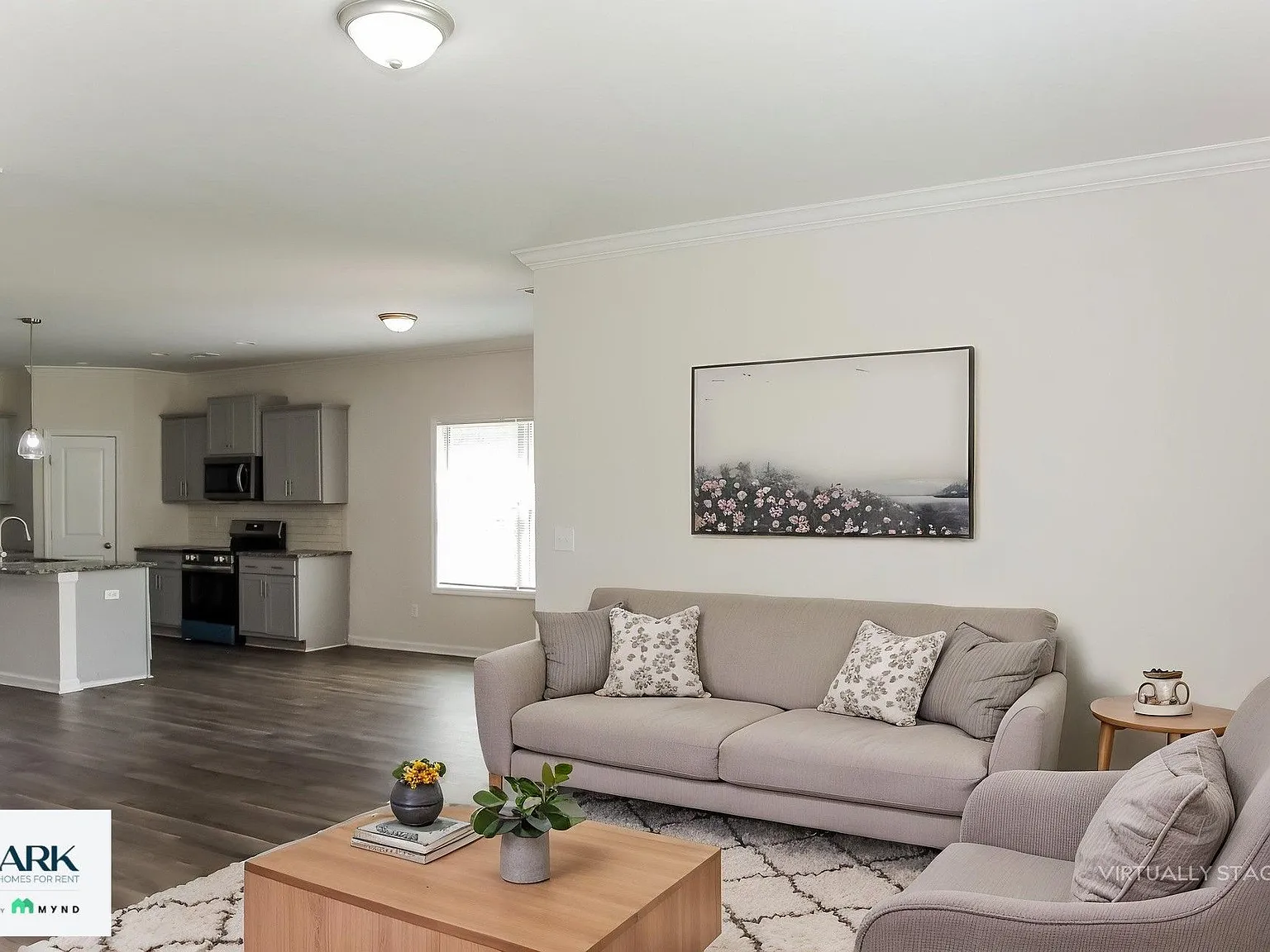 5 bed, 3.5 bath, 3596 sqft, $2,199 — Photo 2