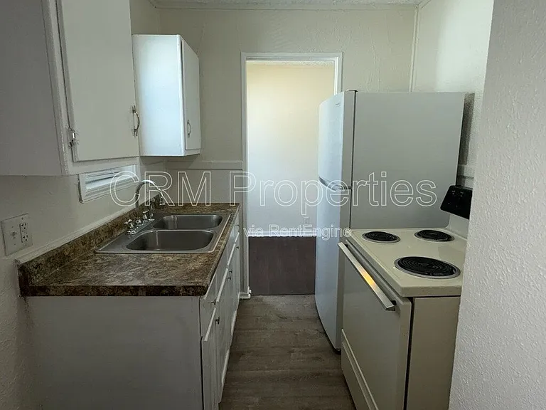 4537 Fletcher Ave — Photo 5