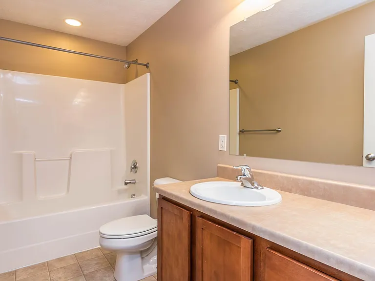Redwood Court — Photo 11