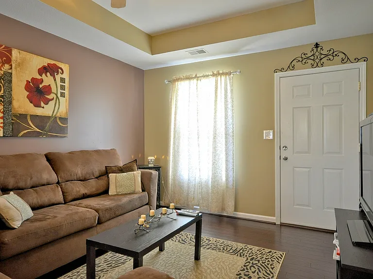 516 Fox Trot Dr — Photo 7